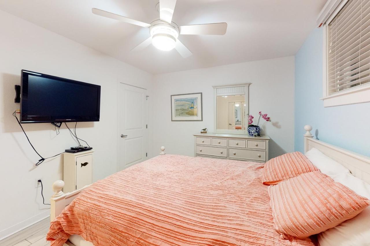 The Sanctuary - Dolphins And Daiquiris 110A Apartment Virginia Beach Exterior foto